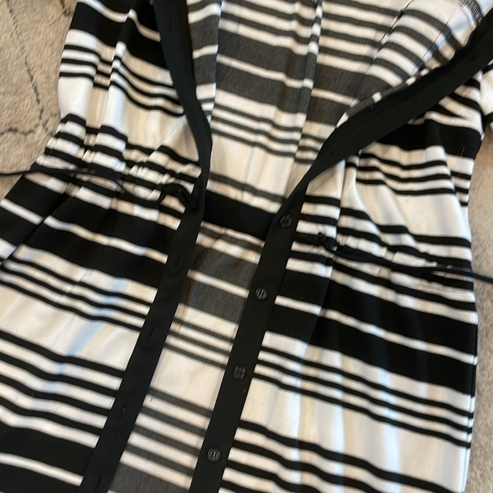 Dressbarn Button Down Black & White Dress - Picture 5 of 13